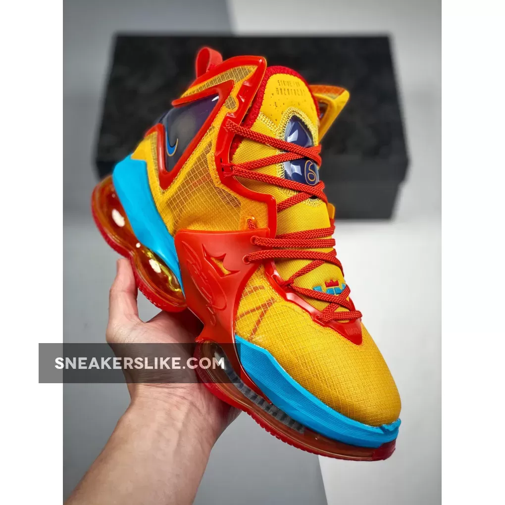 Nike LeBron 19 'Tune Squad' Orange/Teak DC9338-800 / orange space jam shoes