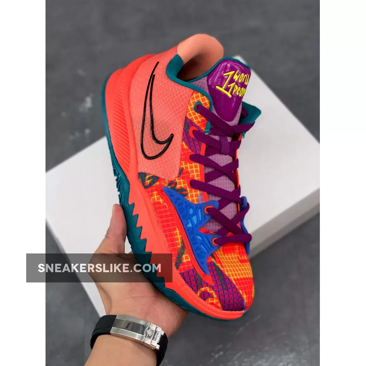 Newest! Nike Kyrie Low 4 '1 World 1 People' / kyrie 4