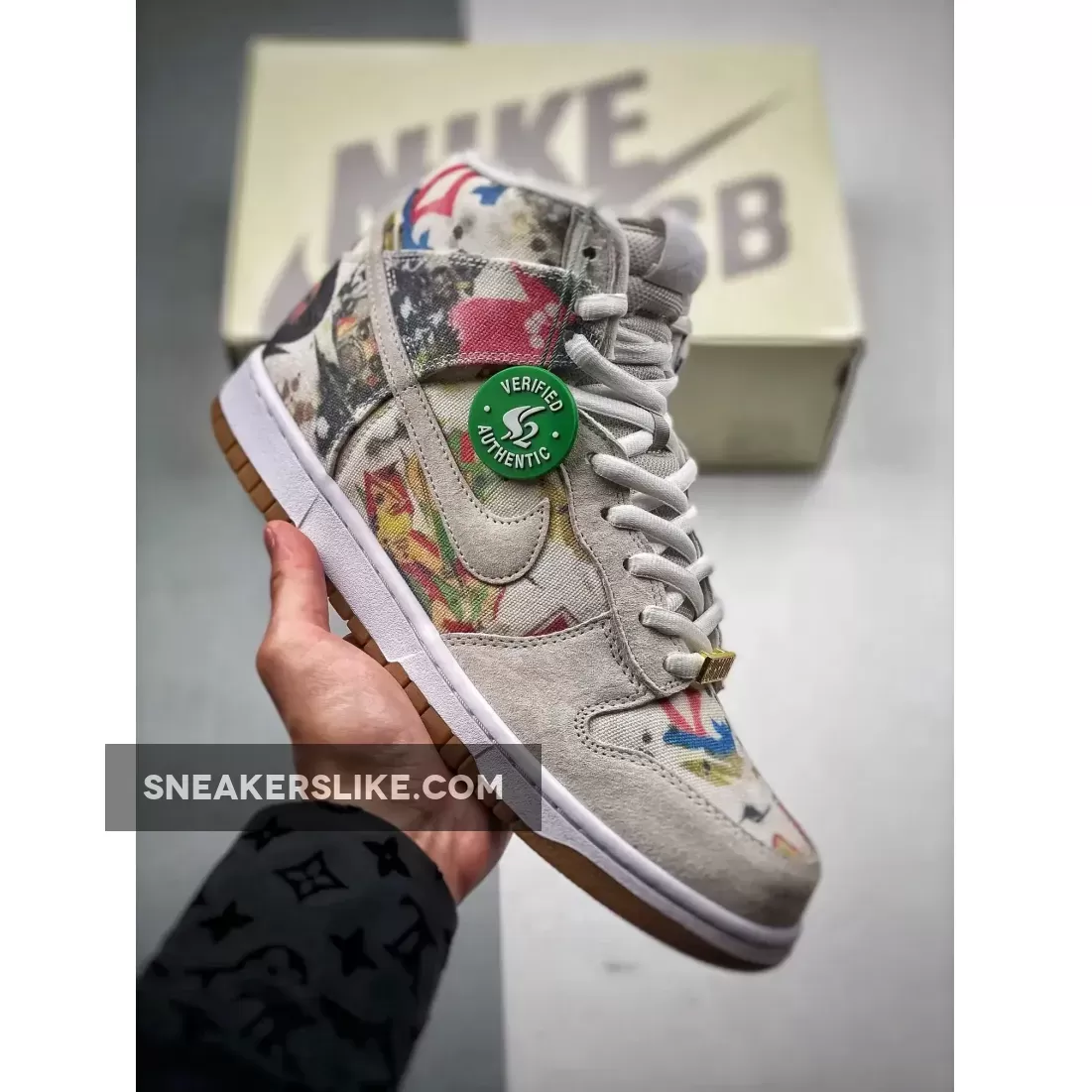 Rammellzee Dunks Supreme x Nike SB Dunk High Rammellzee FD8779-100