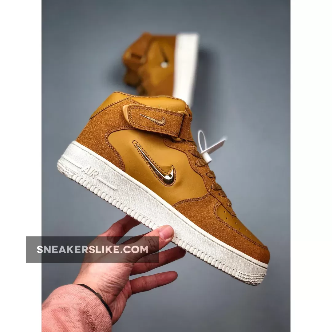 Nike Air Force 1 Mid 07 LV8 Muted Bronze / air force 1 lv8 mid