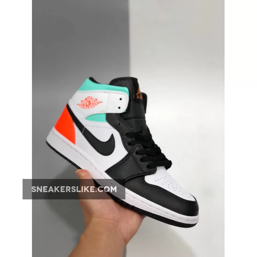 Air Jordan 1 Mid 'Black Toe' BQ6931-100 Red Mint