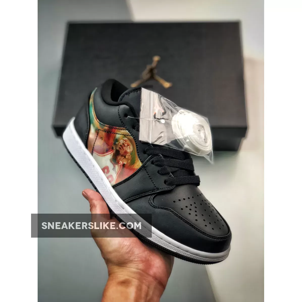 Air Jordan 1 Low 'Hologram' Black/New Emerald-Taxi-Dark Concord-Red Air Jordan 1 Low Dark Concord