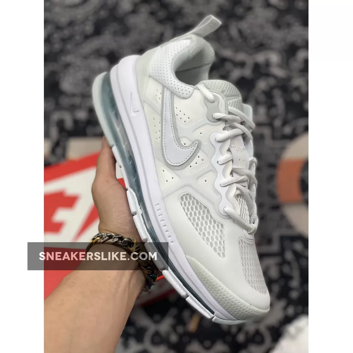 Nike Air Max Genome Triple White CZ1645-100 / air max genome triple black