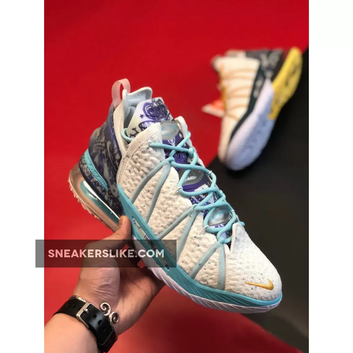 Nike LeBron 18 'Reflections Flip' #flipfit shoes