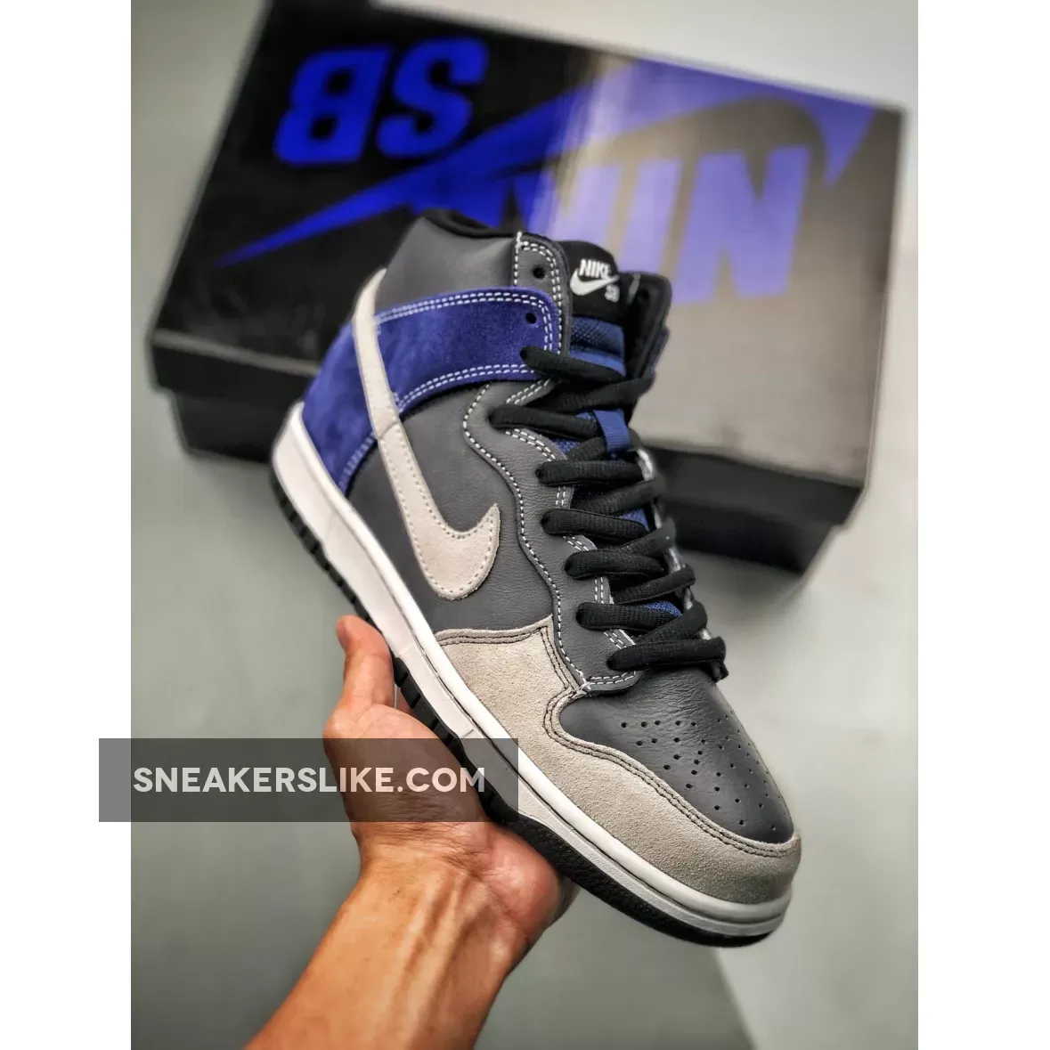 Nike Dunk SB High Un-Futura Anthracite/Metallic Summit White futura dunk