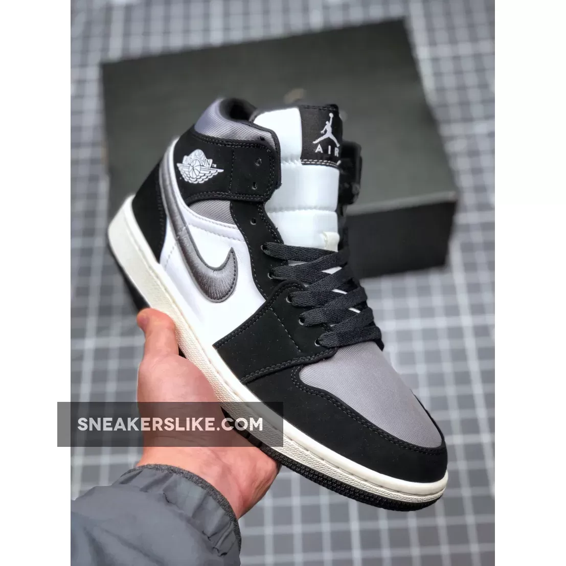 Air Jordan 1 Mid SE 'Satin Smoke Grey' 852542-011 Online