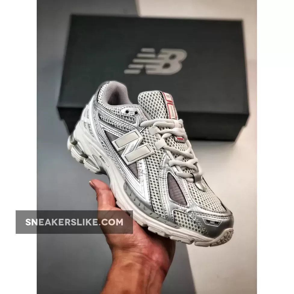 New Balance 1906R Urbancore Silver M1906RCB