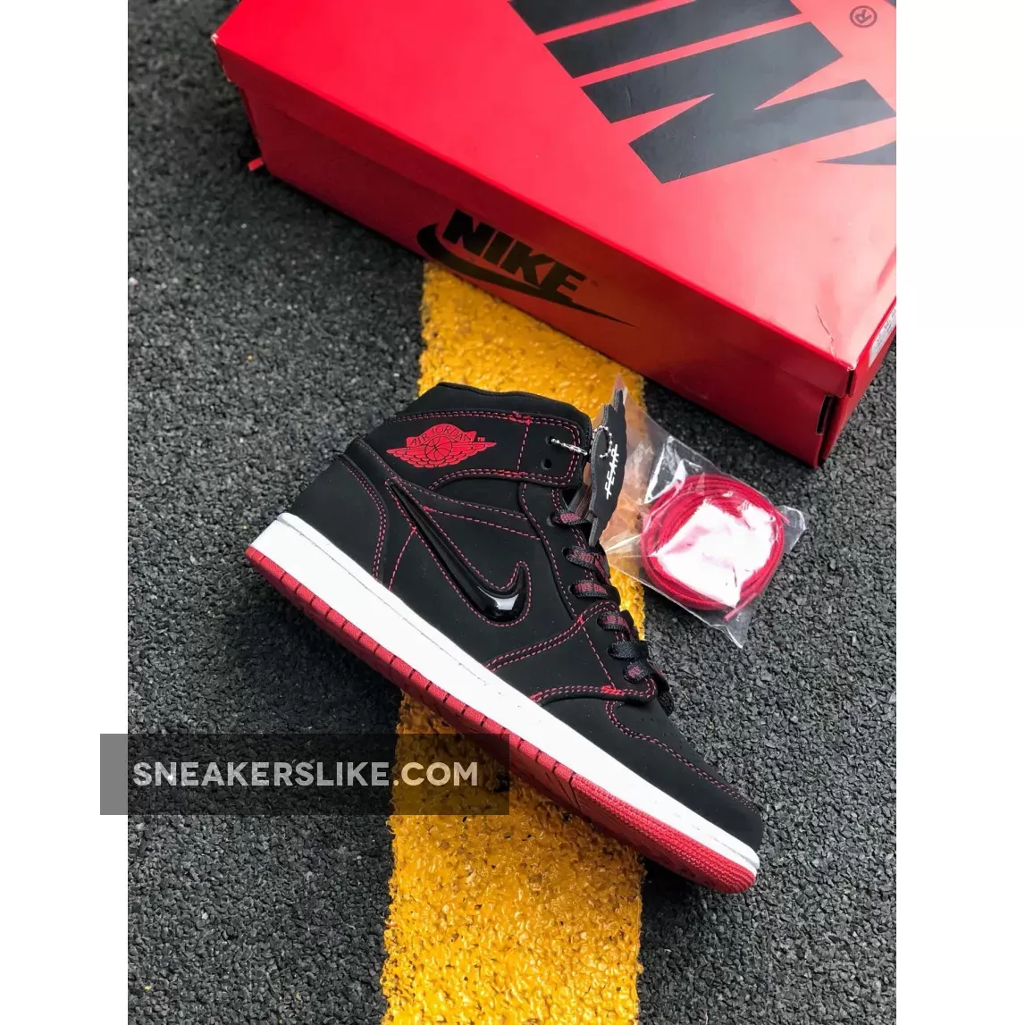 Air Jordan 1 Mid 'Fearless' Black/Gym Red-White New Releases