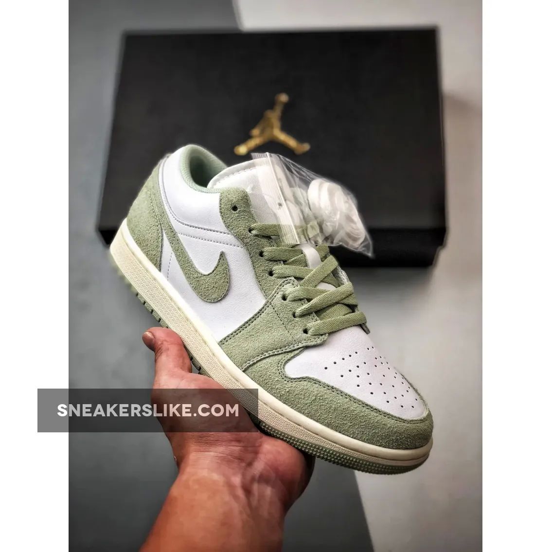 Air Jordan 1 Low Shaggy Green Suede